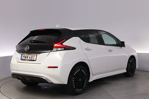 Nissan Leaf 5 of 27