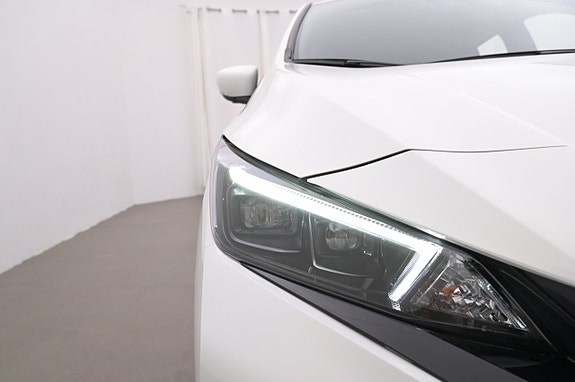 Nissan Leaf 26 of 27
