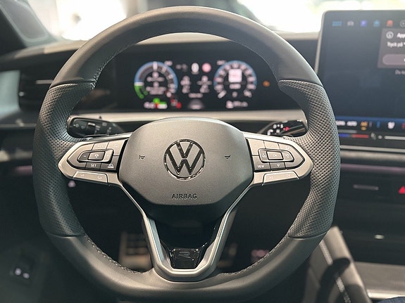 Volkswagen Tayron 5 of 13
