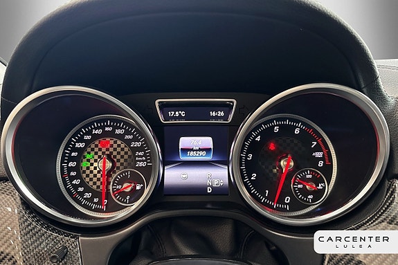 Mercedes-Benz GLE500 13 of 30