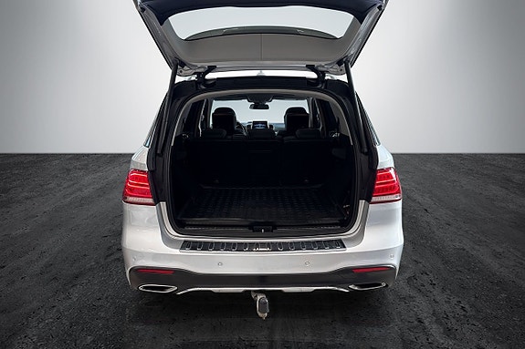 Mercedes-Benz GLE500 12 of 30
