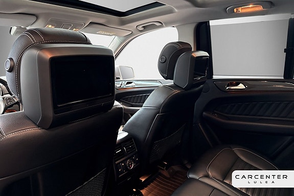 Mercedes-Benz GLE500 24 of 30