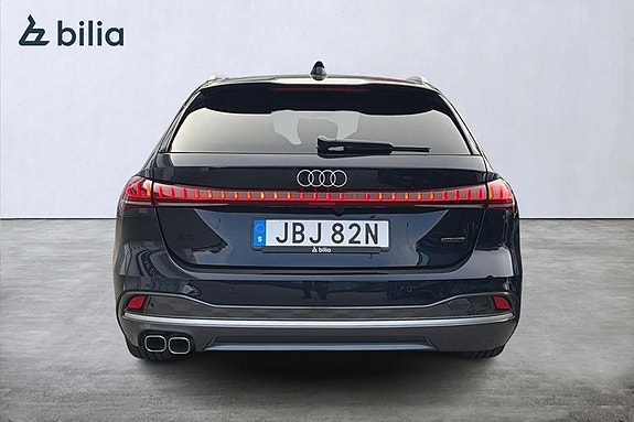 Audi A5 4 of 25