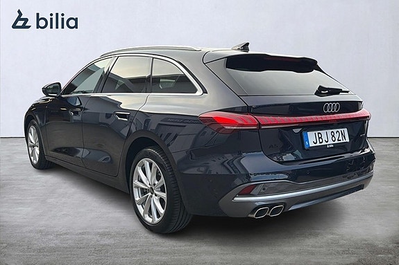 Audi A5 2 of 25