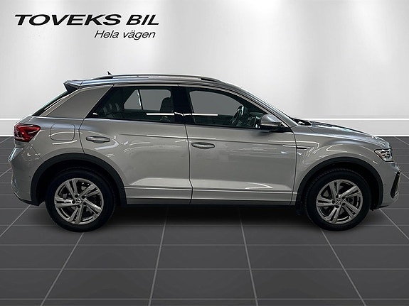 Volkswagen T-Roc 2 of 21