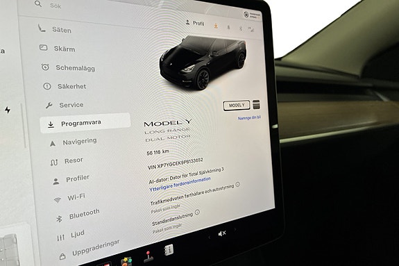 Tesla Model Y 24 of 25