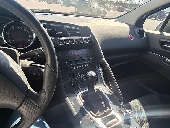 Peugeot 3008 5 of 7
