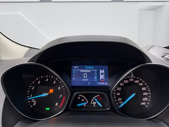 Ford Kuga 13 of 17