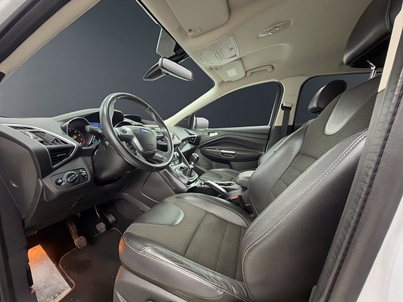 Ford Kuga 8 of 17