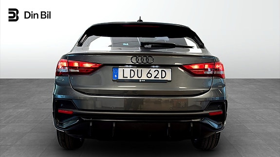 Audi Q3 5 of 15