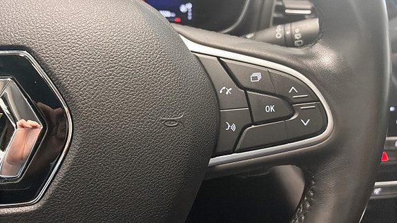Renault Megane 17 of 22