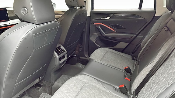 Volkswagen Tiguan 11 of 15