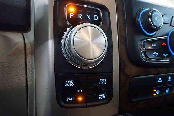 Dodge RAM 1500 18 of 27