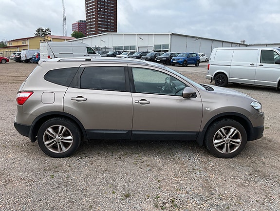 Nissan Qashqai+2 6 of 6