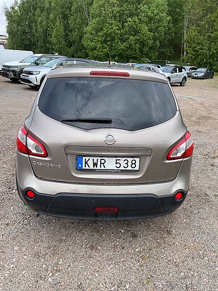 Nissan Qashqai+2 4 of 6