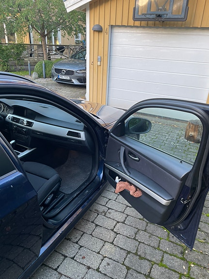 BMW 320d 6 of 13