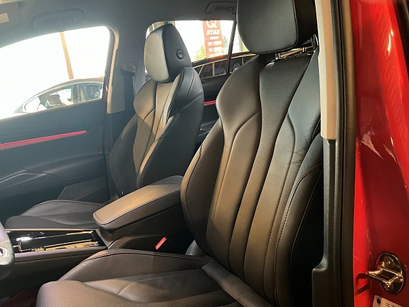 Skoda Enyaq 12 of 29