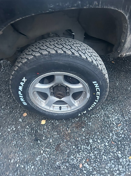 Nissan Navara 3 of 3