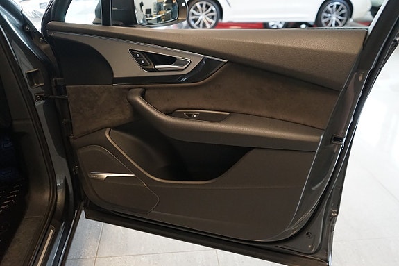 Audi Q7 14 of 27