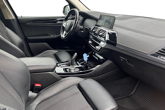 BMW X3 24 of 30