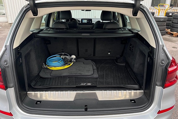 BMW X3 28 of 30