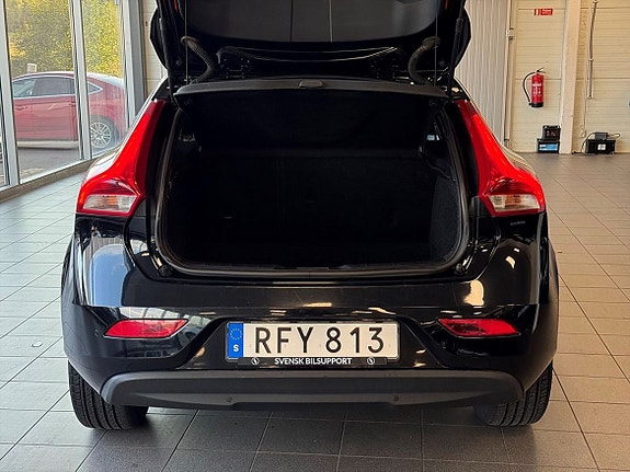 Volvo V40 20 of 20