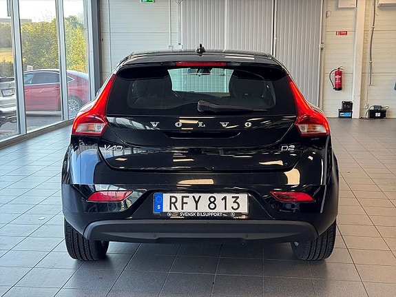 Volvo V40 4 of 20