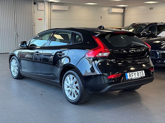 Volvo V40 5 of 20