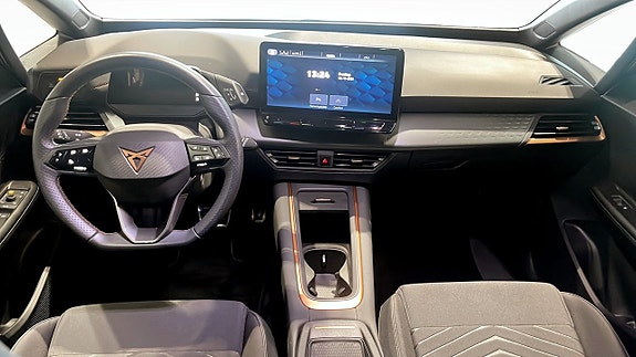 Cupra Born 10 of 12