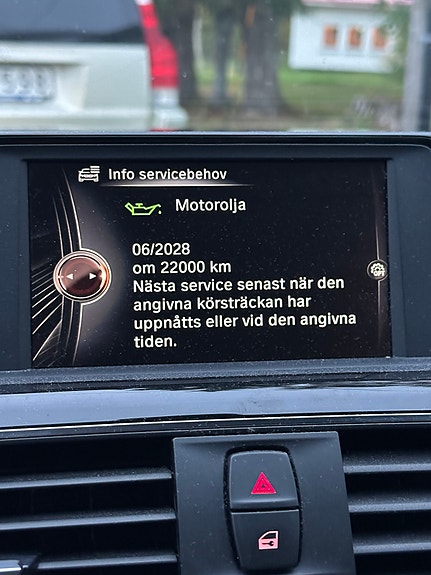 BMW 320d 11 of 12