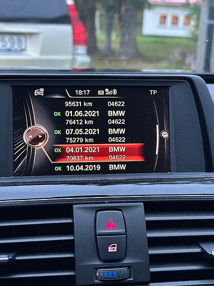 BMW 320d 9 of 12