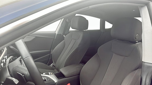Audi A5 8 of 12