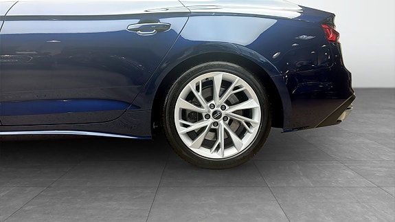 Audi A5 6 of 12