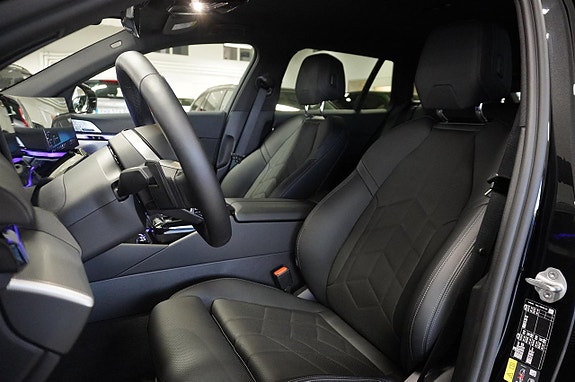 BMW 530e 12 of 29