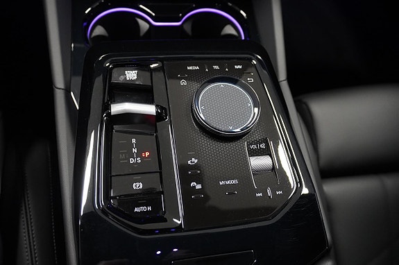 BMW 530e 27 of 29