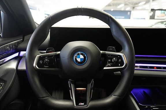 BMW 530e 15 of 29