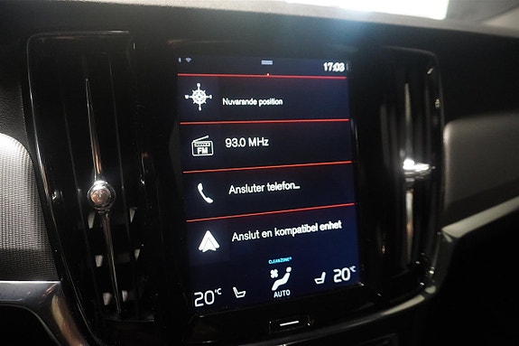 Volvo V90 Cross Country 16 of 18