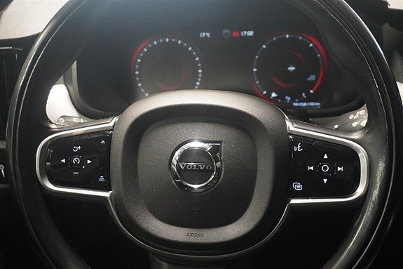 Volvo V90 Cross Country 10 of 18