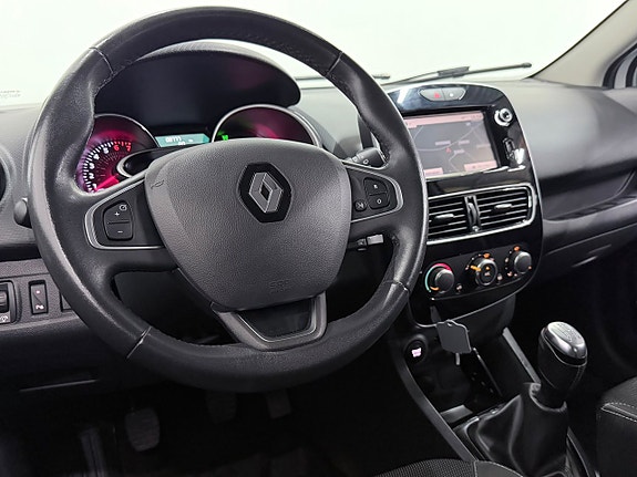 Renault Clio 11 of 26