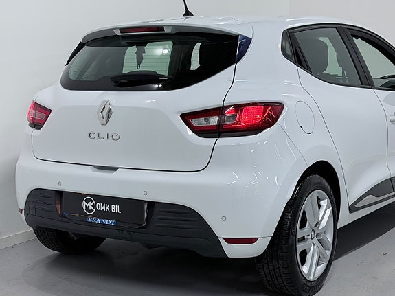 Renault Clio 8 of 26