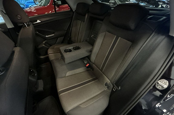 Volkswagen T-Roc 23 of 24