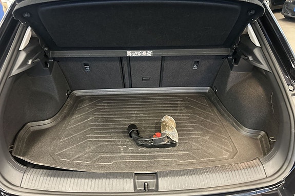 Volkswagen T-Roc 24 of 24