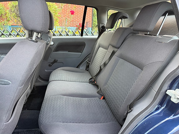 Ford Fusion 8 of 8