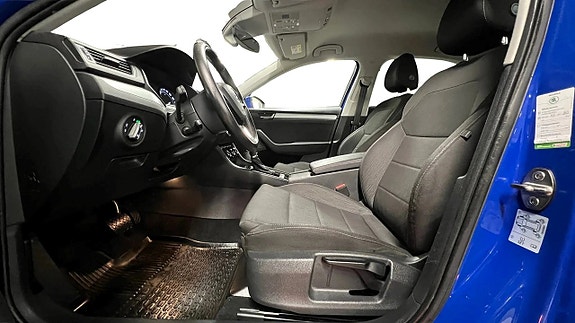 Skoda Superb 12 of 26