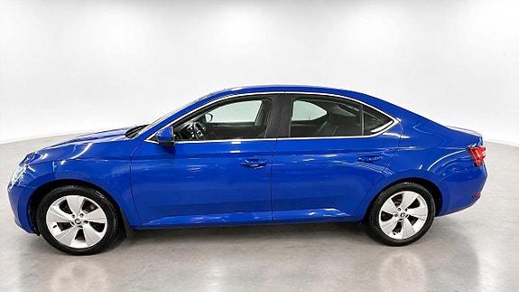 Skoda Superb 4 of 26