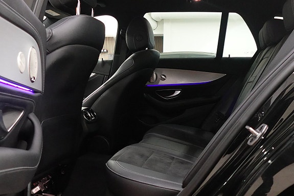 Mercedes-Benz E300 6 of 22