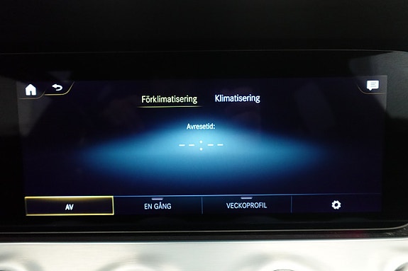 Mercedes-Benz E300 11 of 22