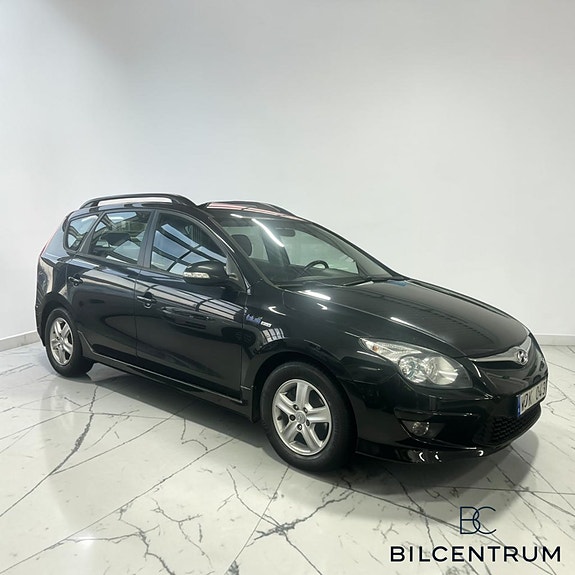 Hyundai i30 3 of 14