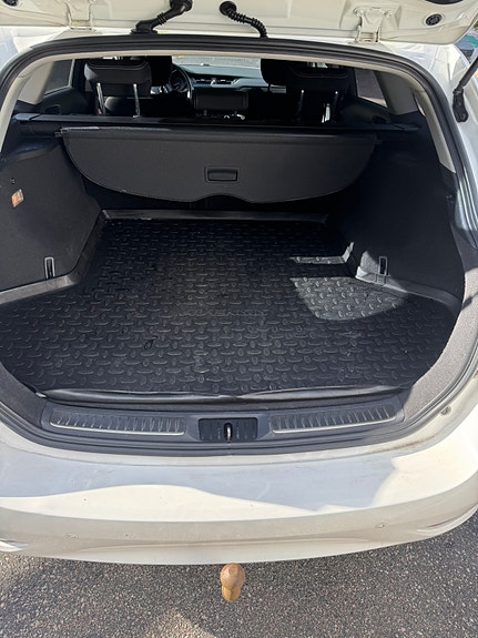 Toyota Avensis 7 of 7
