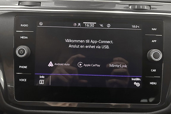 Volkswagen Tiguan Allspace 19 of 24